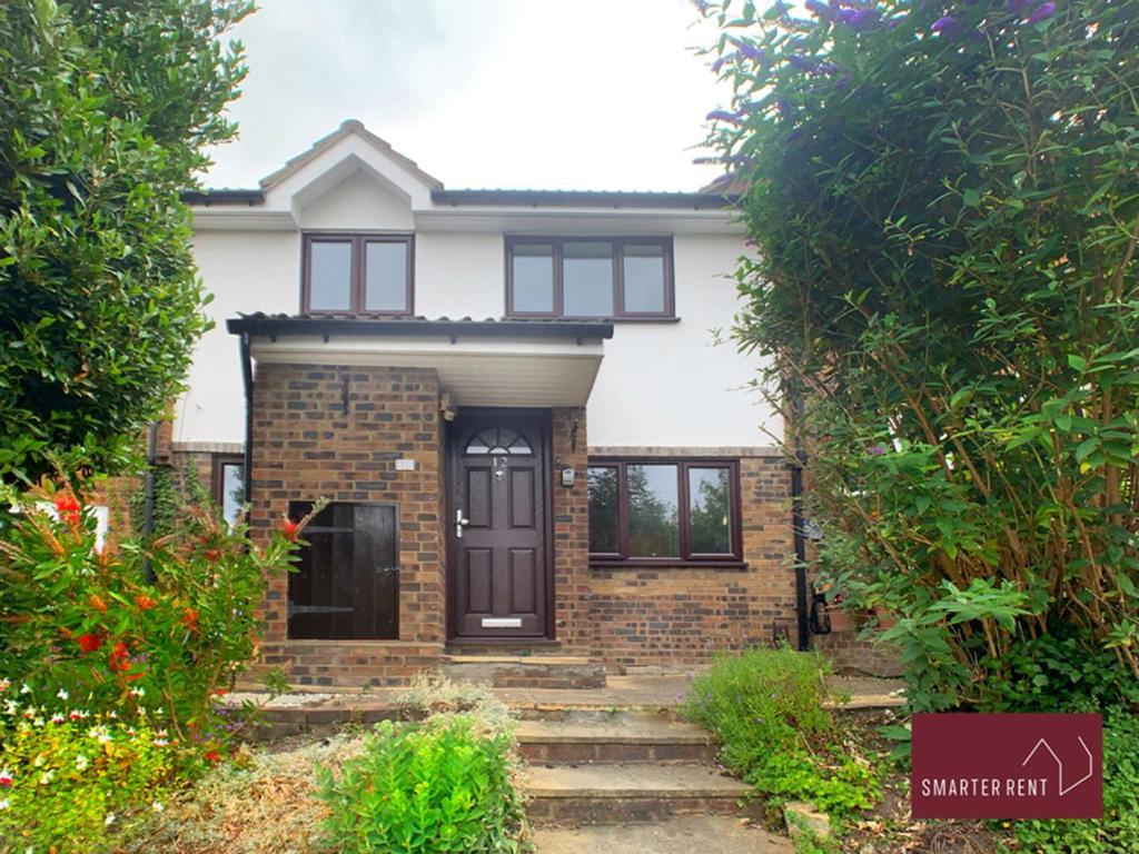 Guildford - 2 Bedroom House West Clandon Extérieur photo